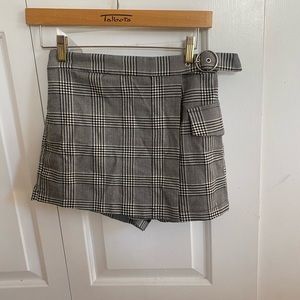 Black and White patterned School Girl Trendy Skort